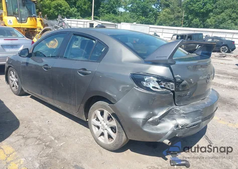 2011 Mazda Mazda3 I Touring z USA, uszkodzony, nr VIN JM1BL1VF0B1389738